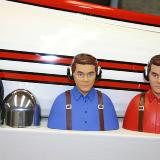 aluminum spinner, 2 prepainted pilot figures, all 3 wheels, 
