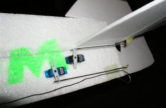 Rudder and Elevator Servos