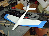 Name: DSC00185.jpg
Views: 32
Size: 134.7 KB
Description: The Mini Coyote, short wings and �extra big� ailerons�...