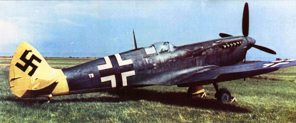 a3919224-103-1-Spitfire-PRIX-Luftwaffe-c