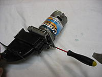 Name: MRPmod_6.jpg
Views: 74
Size: 55.1 KB
Description: Hole in front of lower unit to tighten adapter.
