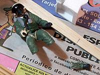 Name: canberr-47-piloto-2.jpg
Views: 22
Size: 54.0 KB
Description: cuting the arm because the Canberra's pilot used a higher stick