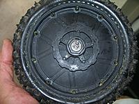 Name: 100_1686.jpg
Views: 115
Size: 299.8 KB
Description: there they are 4 of 10 screws