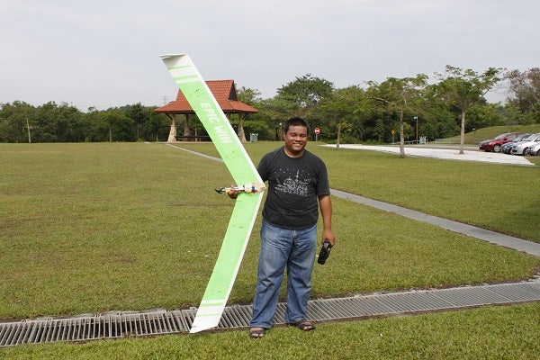 rc flying wing glider