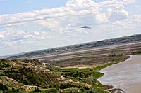 Name: .jpg
Views: 21
Size: 231.2 KB
Description: My Coyote cruising south above the Missouri River.