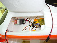 Name: DSC01801.jpg
Views: 164
Size: 127.9 KB
Description: Fatshark 600mW TX powered by Fatshark power conector with filter.