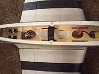 Name: 2010-11-30 20.12.24.jpg
Views: 376
Size: 54.6 KB
Description: I put a Spektrum AR500 rx in
