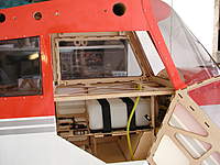 Name: 034.jpg
Views: 546
Size: 76.5 KB
Description: Gas tank location. You can se the strips under the midtray to help support the tank and carry the velcro straps