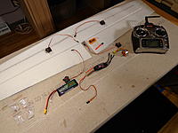 Name: DSC00065.jpg
Views: 240
Size: 239.8 KB
Description: Step 07a - Locate all the electronics. Installing the wings servos is next. Make sure everything works properly before putting the radio gear in!