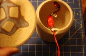 This is a ceramic safety transport for the possibly damaged Lipoly pack.