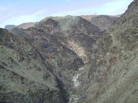 Name: SANY0153.jpg
Views: 964
Size: 119.1 KB
Description: see the waterfall?  Little, but neat.