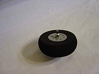 Name: DSC00045.jpg
Views: 512
Size: 28.3 KB
Description: Wheel axles are too long to fit in the wheel pants.