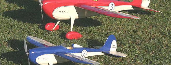 Thayer Syme's 35" and 52" radio controlled versions of Daddy-O.
