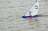 Name: 3.jpg
Views: 152
Size: 127.0 KB
Description: Tony Edwards (Robot Yachts) own BritPop