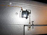 Name: DSCF9980.jpg
Views: 222
Size: 127.3 KB
Description: Aileron linkage
