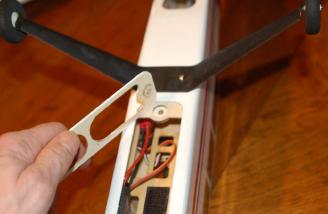 The hatch lets in plenty of air and has a very nice embedded magnet to hold the hatch in place.