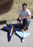 Name: 3.jpg
Views: 2946
Size: 94.4 KB
Description: excuse air sallys finger....heres me with my dads 130% shumate 18 and the lil' ford...the big one will almost be the size of the 18..hmmm sounds pretty sweet!