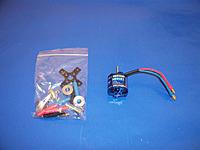 <b>Exceed RC 86MA09-2215-920Kv</b>