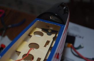 Nose gear cam and linkage runs directly to the rudder steering servo.  There is no functional rudder.