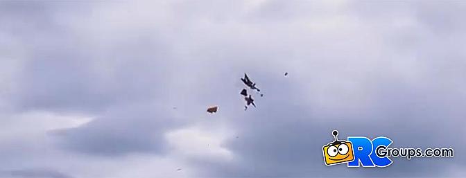 What the Heck Wednesday: Jet Breaks Apart