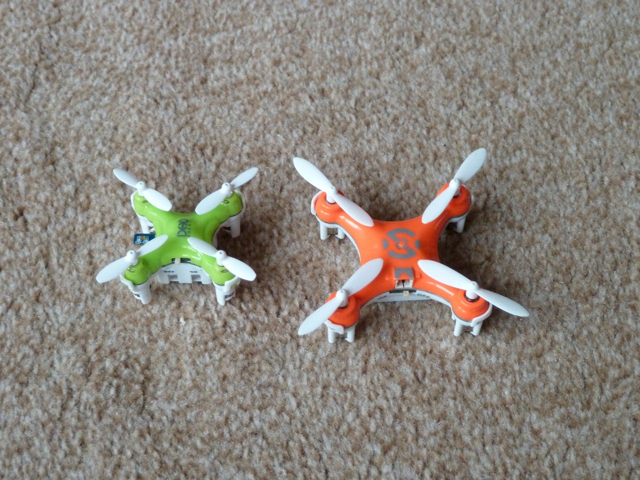 mini drone d1