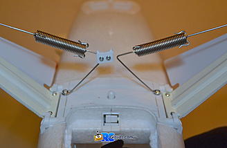 <b>Gear legs and wires attached to the fuselage</b>