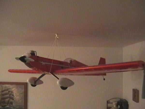 hanging rc planes from ceiling